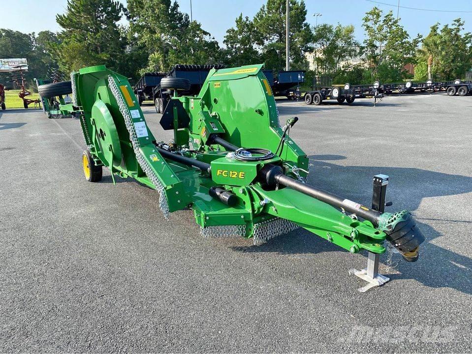 John Deere FC15E Bale shredders, cutters and unrollers