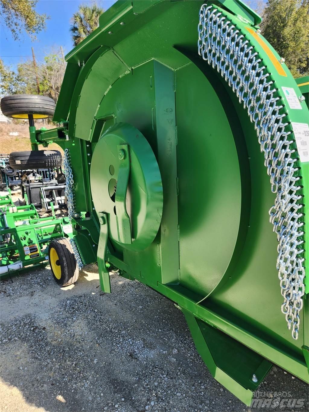John Deere FC15M Bale shredders, cutters and unrollers