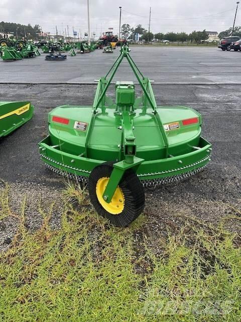 John Deere MX5 Bale shredders, cutters and unrollers