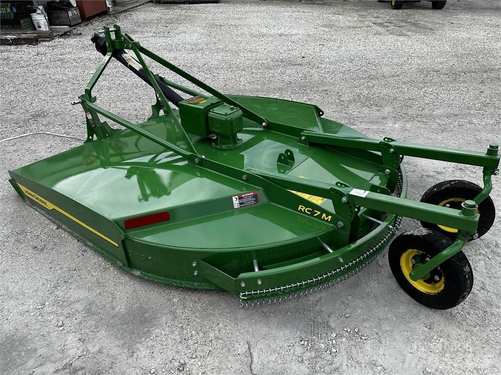 John Deere RC7M Bale shredders, cutters and unrollers