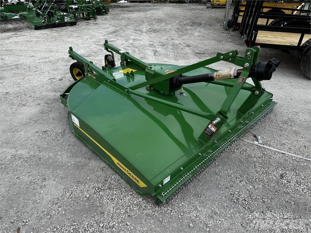 John Deere RC7M Bale shredders, cutters and unrollers