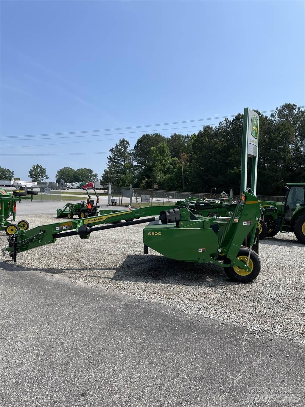 John Deere S300 Mower-conditioners