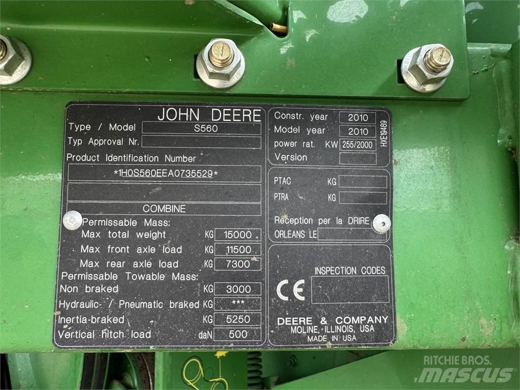 John Deere S560 Combine harvesters