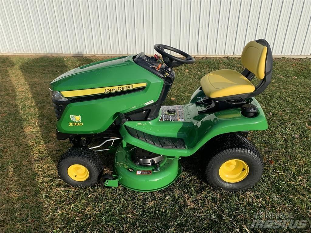John Deere X330 Compact tractors