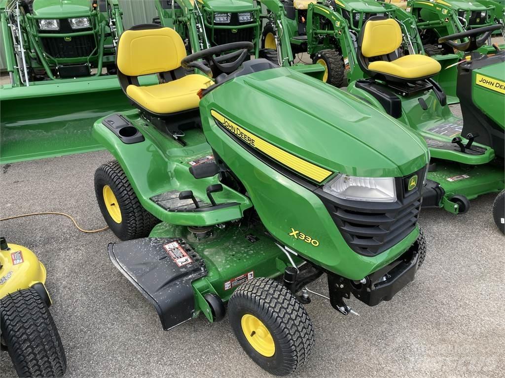 John Deere X330 Compact tractors