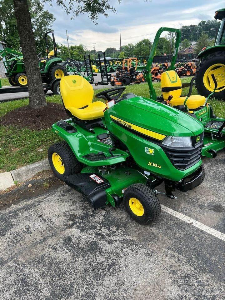 John Deere X354 Compact tractors