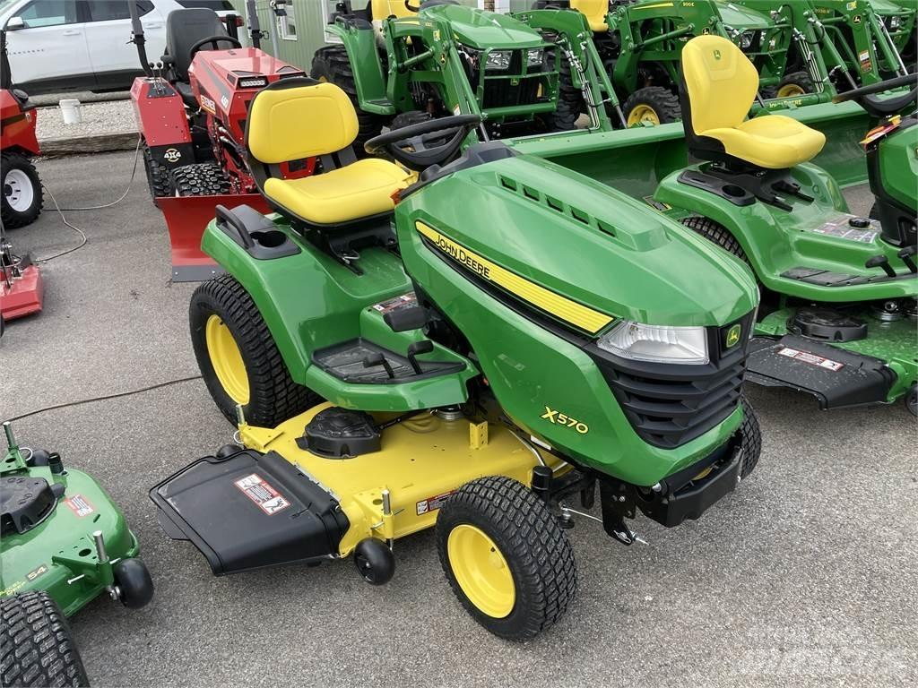 John Deere X570 Compact tractors