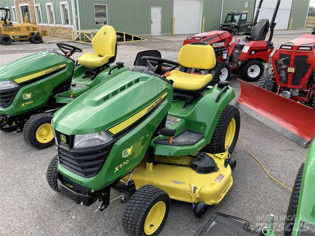 John Deere X570 Compact tractors