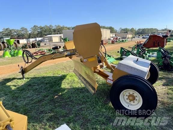 Johnson 1200 Tractors