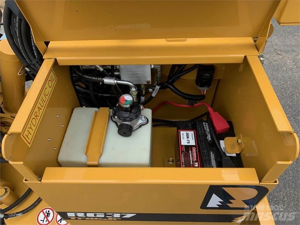 Rayco RG37T Stump grinders