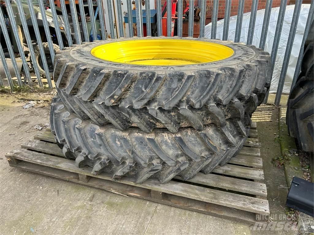  Row Crop Tyres Tyres, wheels and rims
