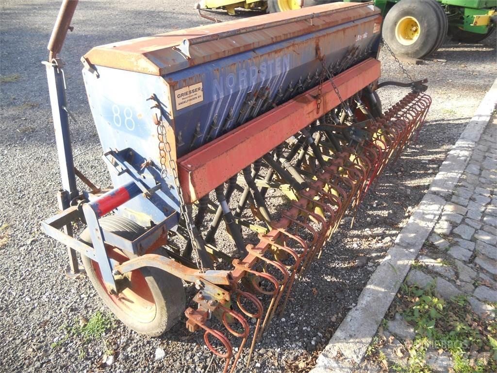  Semeador de erva Drills