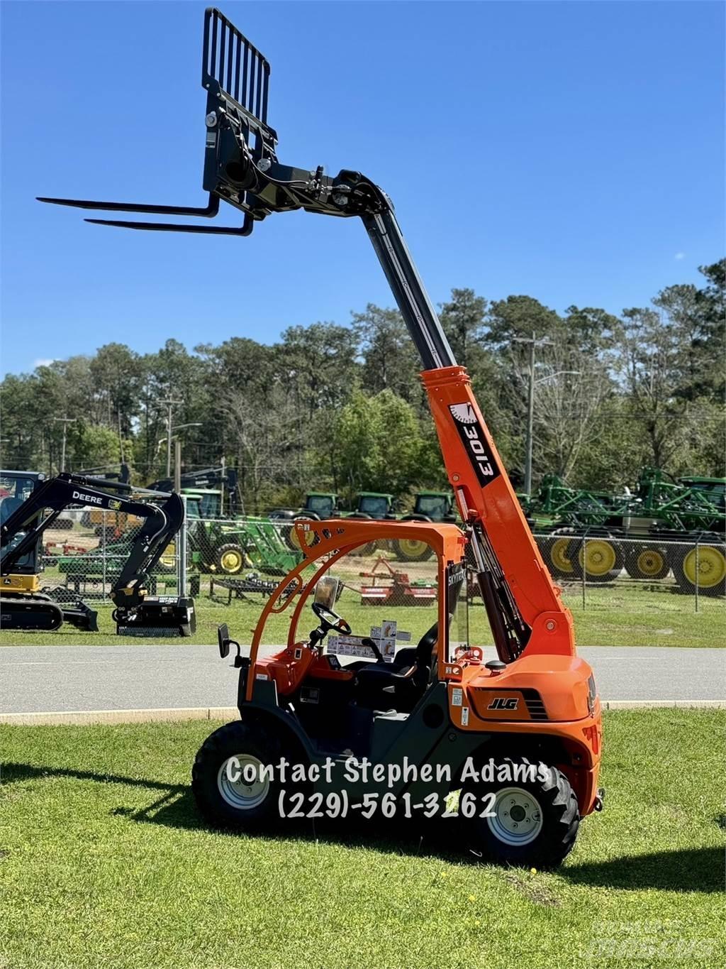 SkyTrak 3013 Telescopic handlers