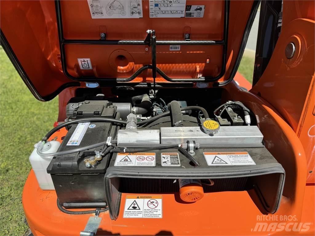 SkyTrak 3013 Telescopic handlers