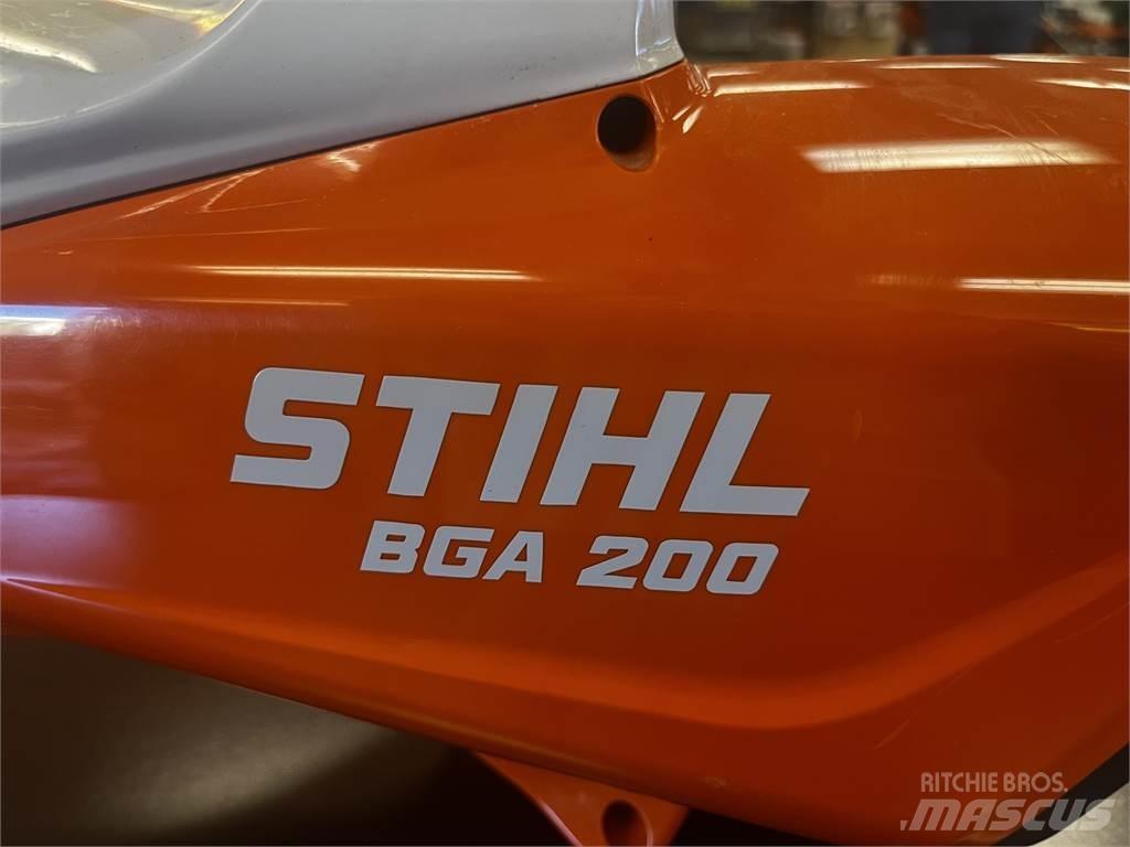 Stihl BGA200 Golf carts
