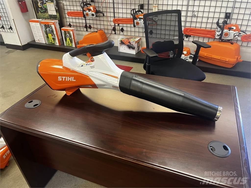 Stihl BGA200 Golf carts