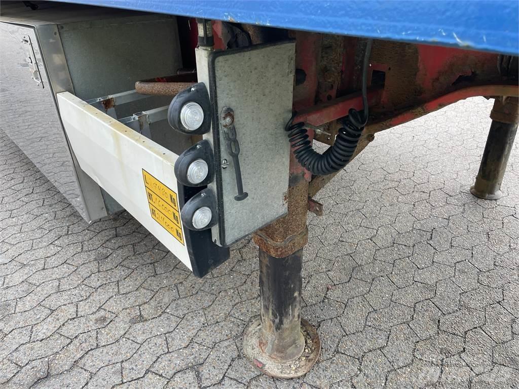 Kel-Berg  Flatbed/Dropside semi-trailers