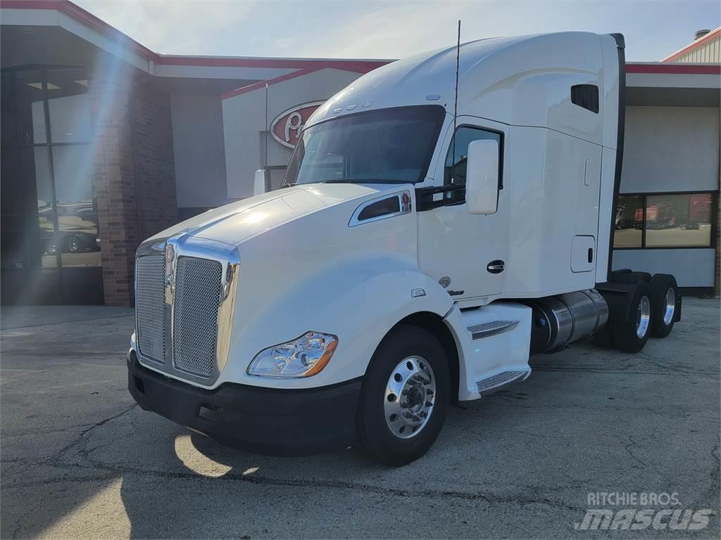 Kenworth T680 Prime Movers