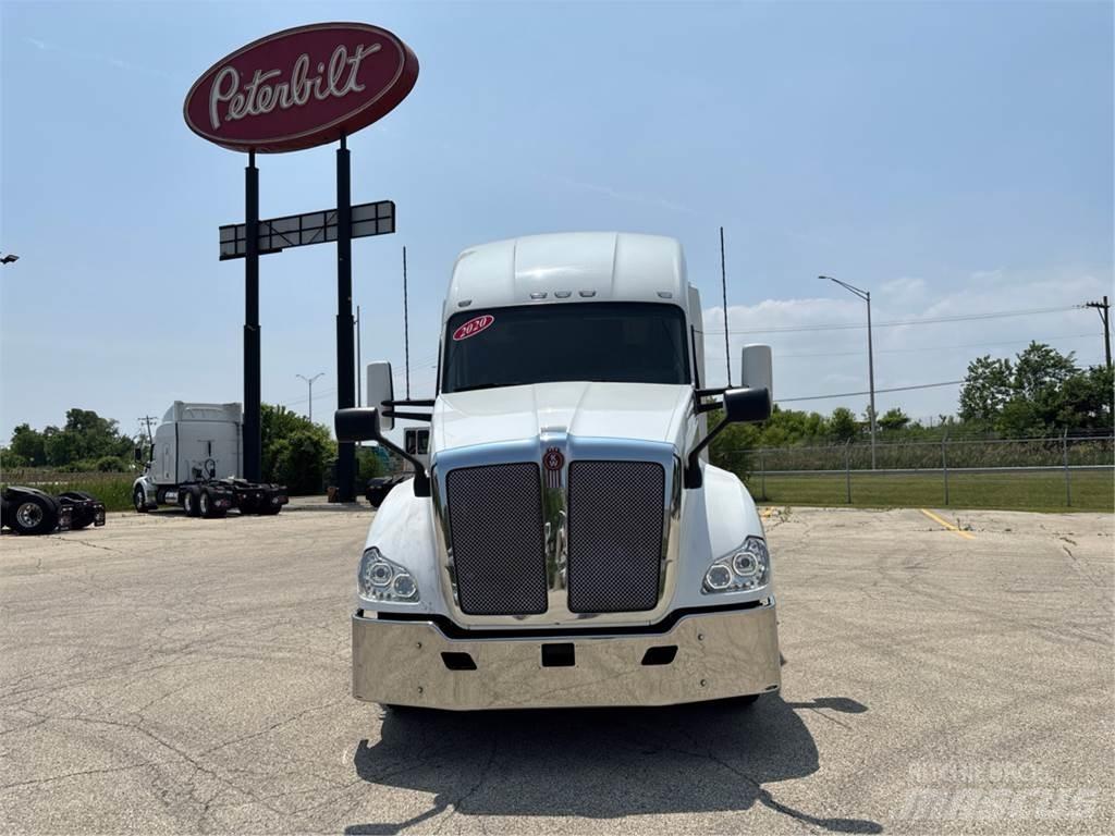 Kenworth T680 Prime Movers