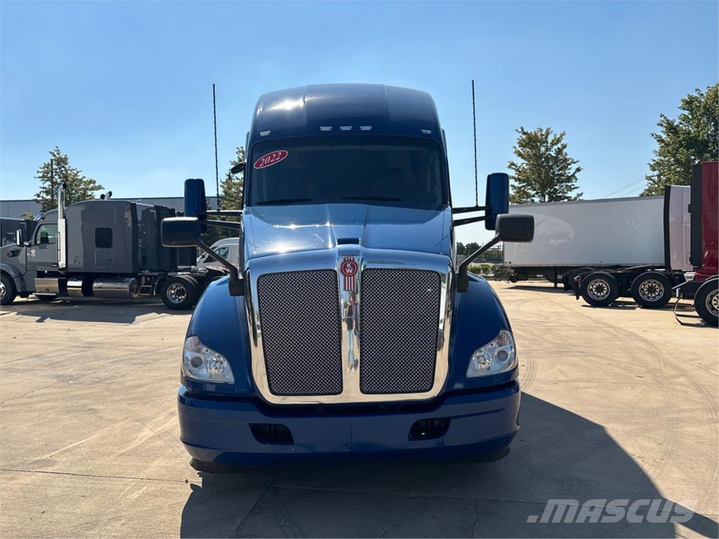 Kenworth T680 Prime Movers