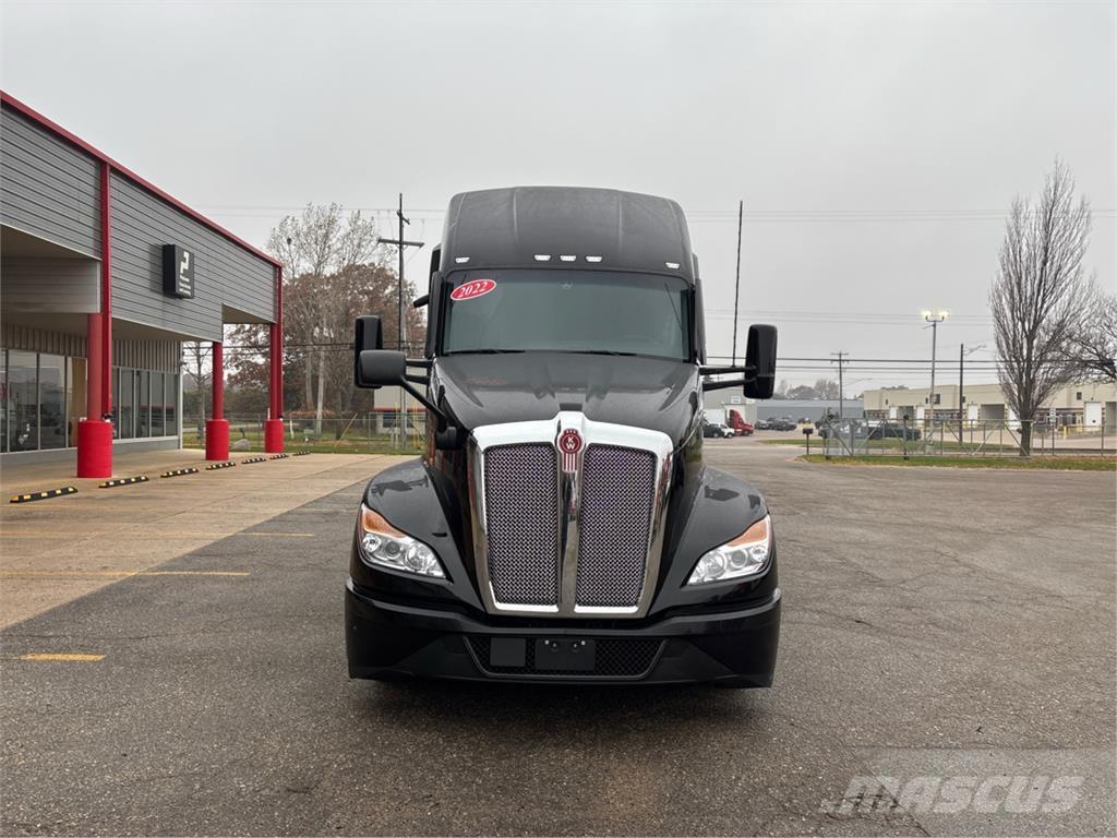 Kenworth T680 Prime Movers