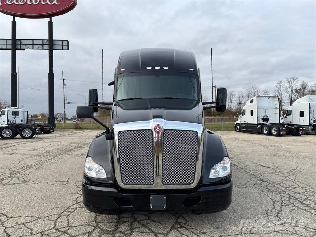 Kenworth T680 Prime Movers