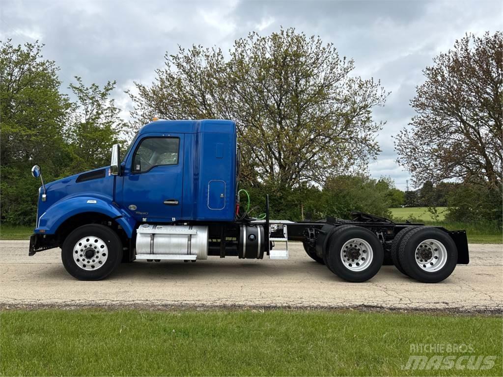 Kenworth T880 Prime Movers