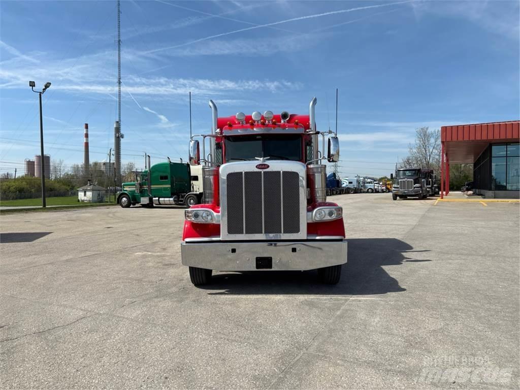 Peterbilt 389 Prime Movers