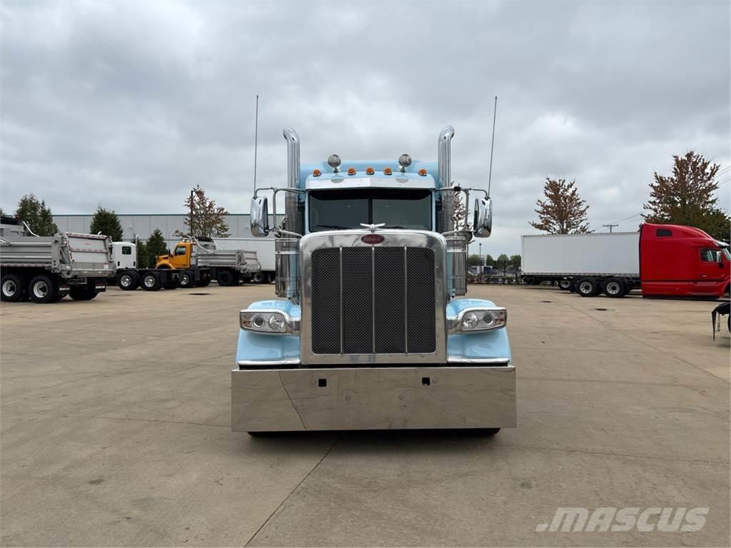 Peterbilt 389 Prime Movers