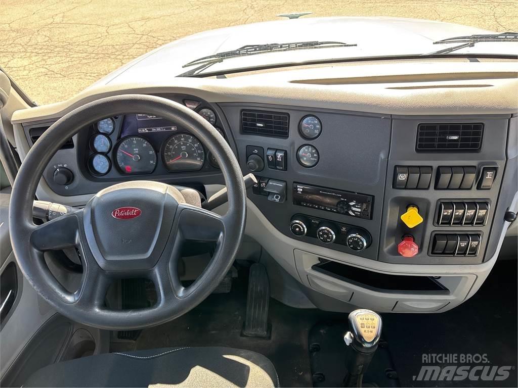 Peterbilt 567 Prime Movers