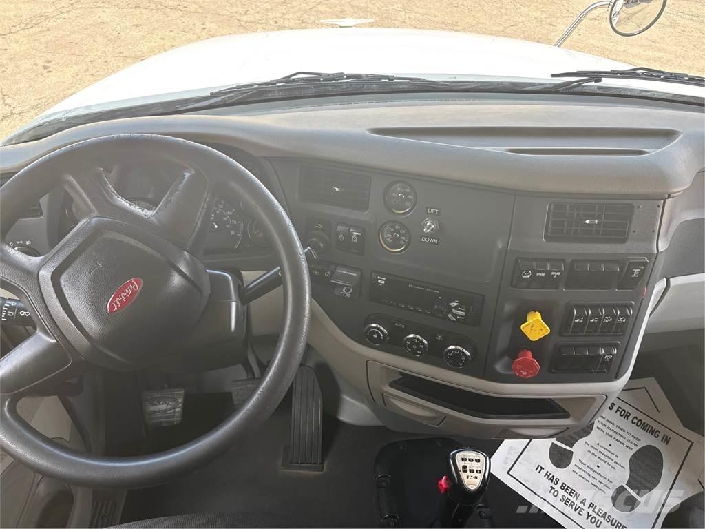 Peterbilt 567 Prime Movers