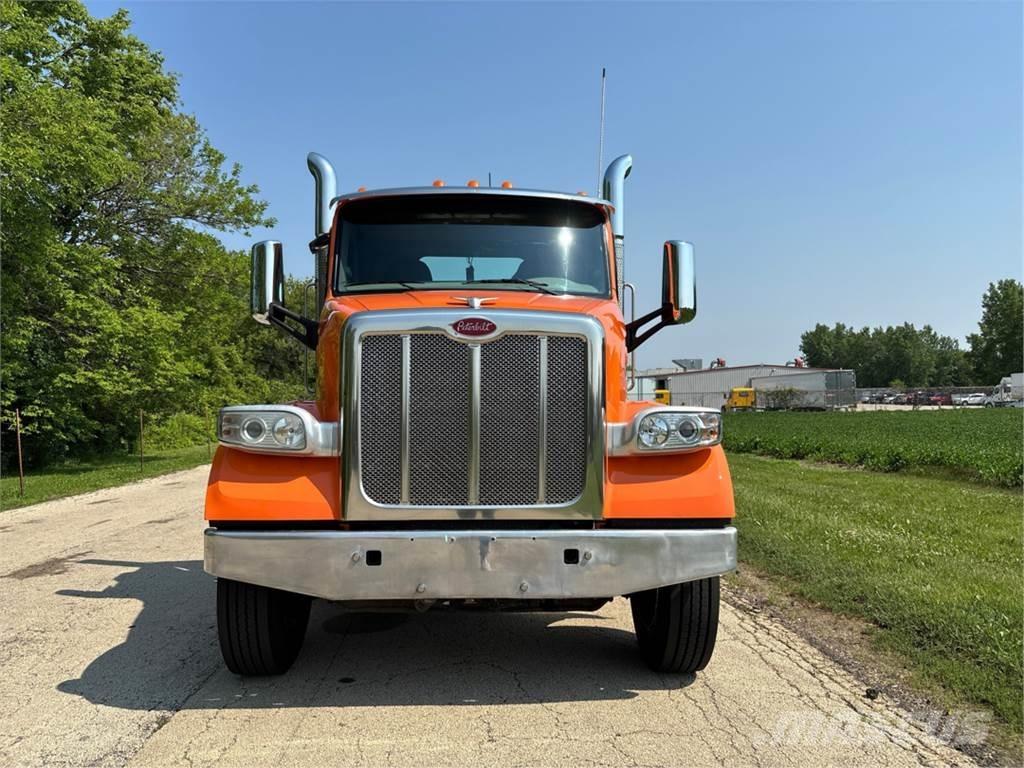 Peterbilt 567 Prime Movers