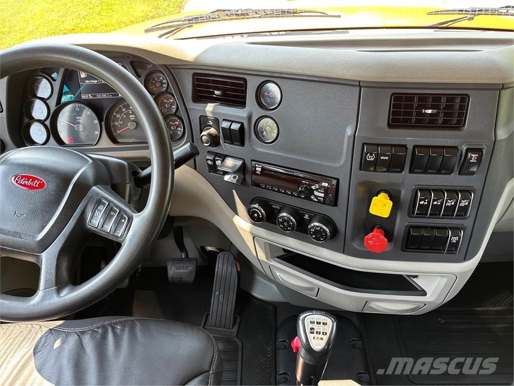 Peterbilt 567 Prime Movers