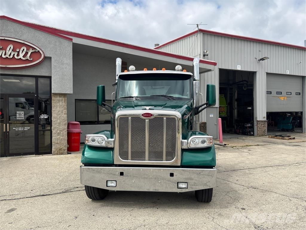 Peterbilt 567 Other trucks