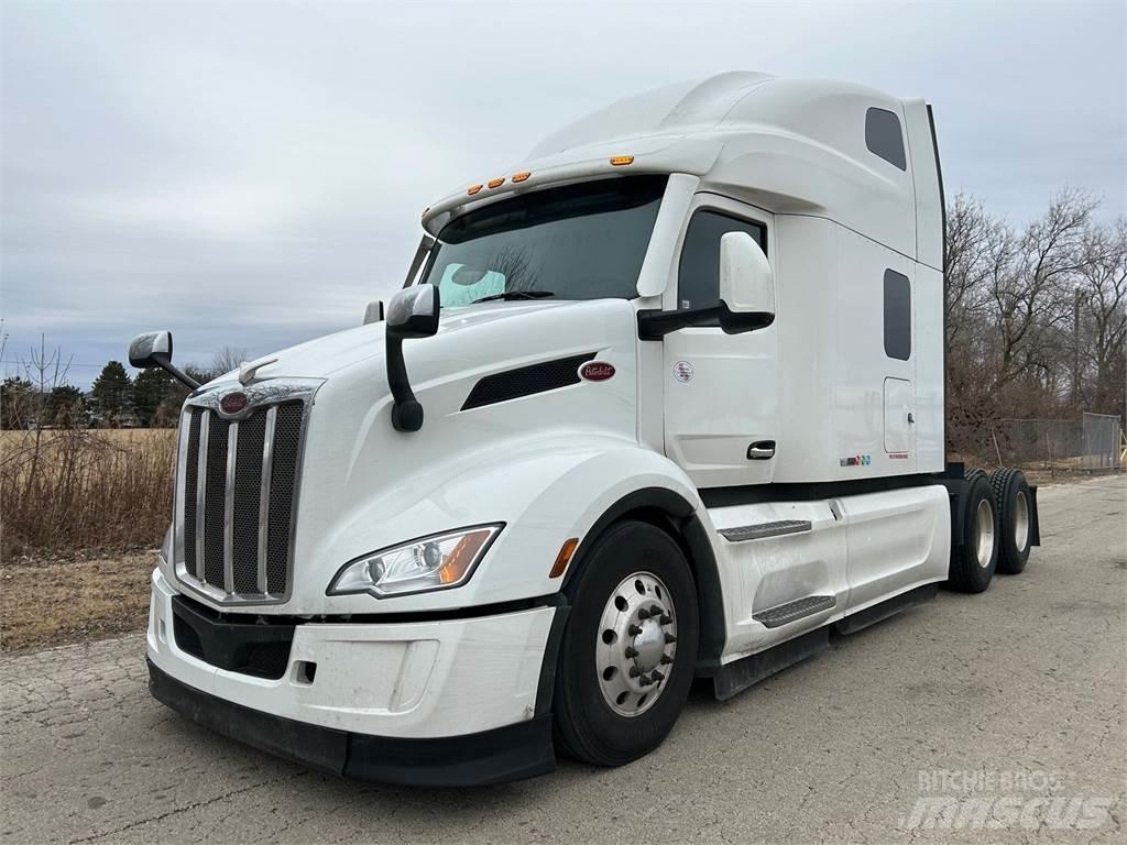 Peterbilt 579 Prime Movers