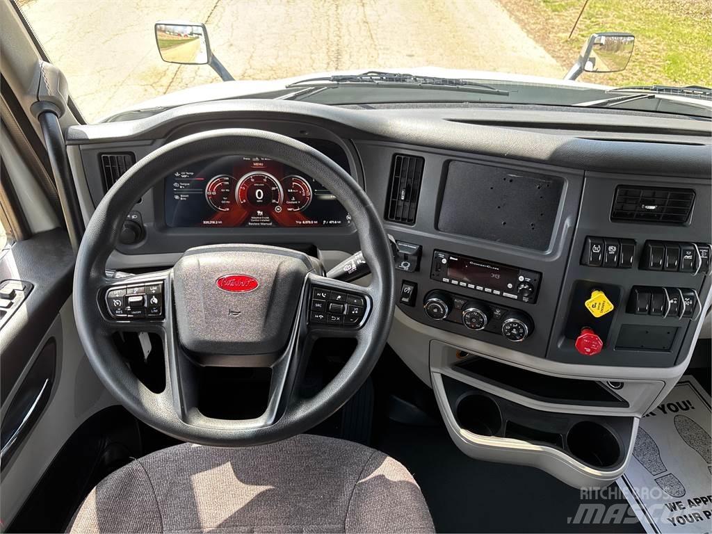 Peterbilt 579 Prime Movers