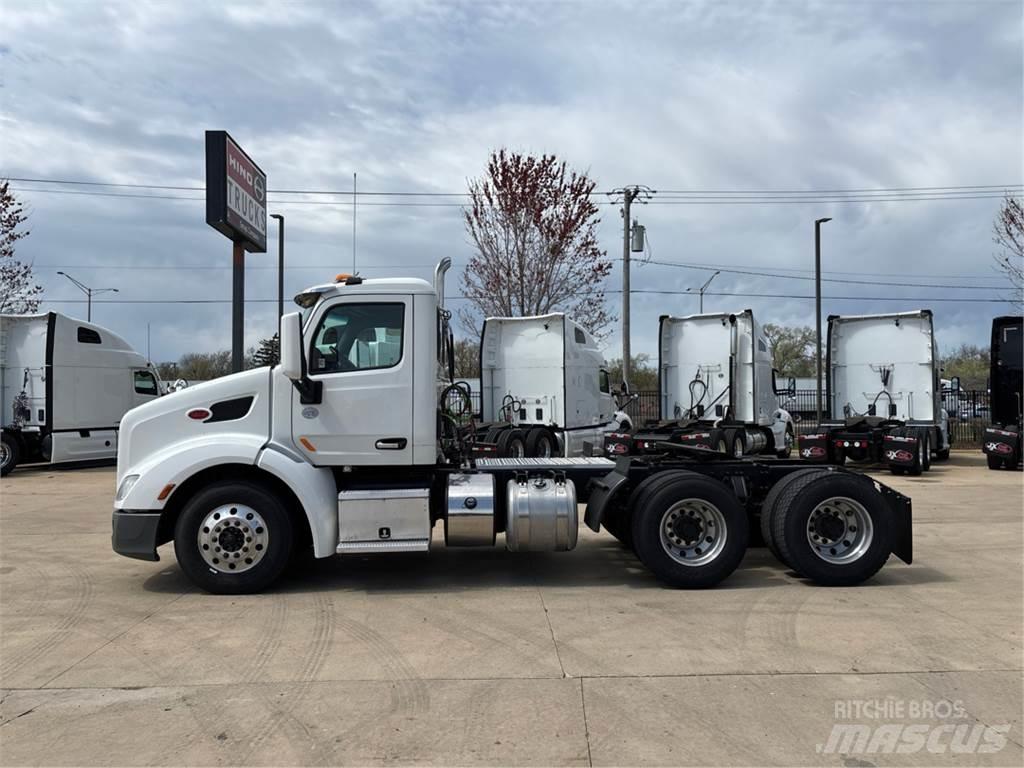 Peterbilt 579 Prime Movers
