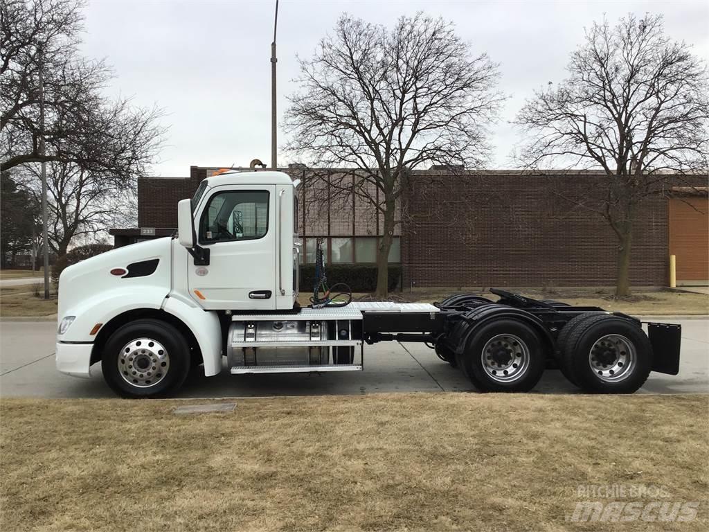 Peterbilt 579 Prime Movers
