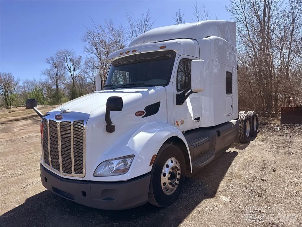 Peterbilt 579 Prime Movers