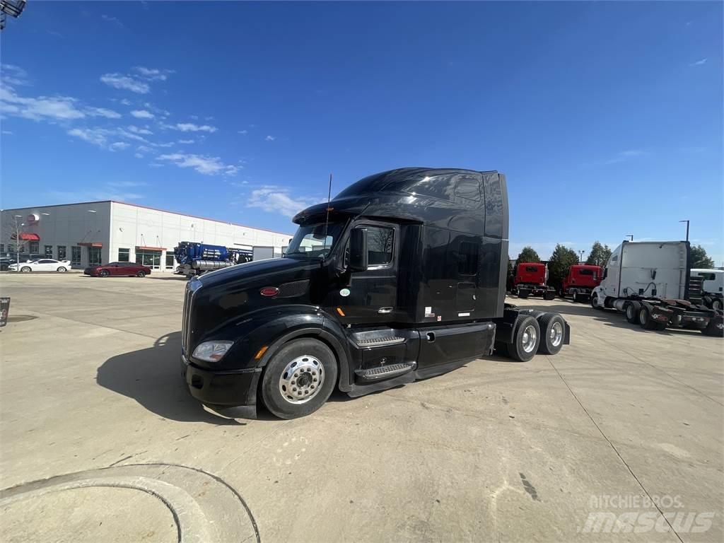 Peterbilt 579 Prime Movers