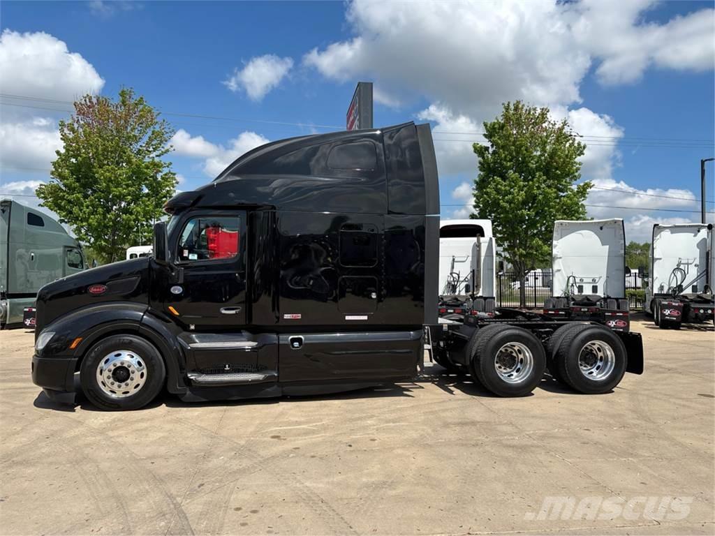 Peterbilt 579 Prime Movers
