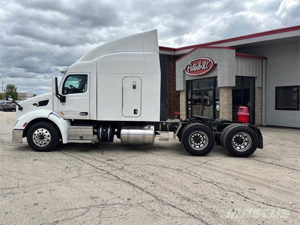 Peterbilt 579 Prime Movers