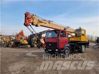MAZ 533731 All terrain cranes