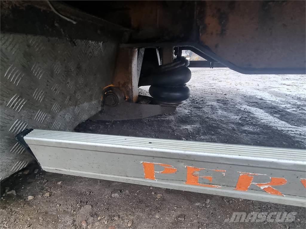 Wielton NJ 32MB Low loader-semi-trailers