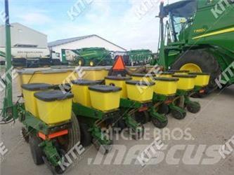 John Deere 1750 Combination drills