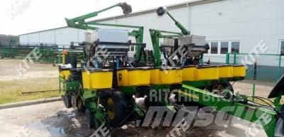 John Deere 1760 Combination drills