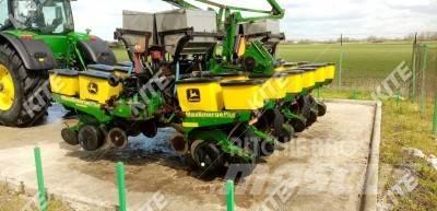 John Deere 1760 Combination drills