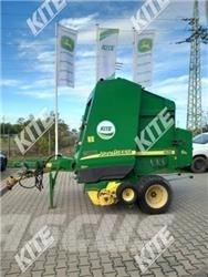 John Deere 592 Round balers
