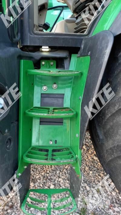 John Deere 6215R Tractors