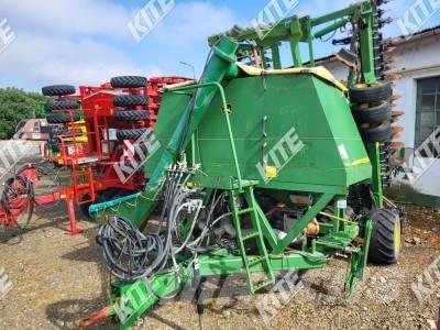 John Deere 740A 9M Drills